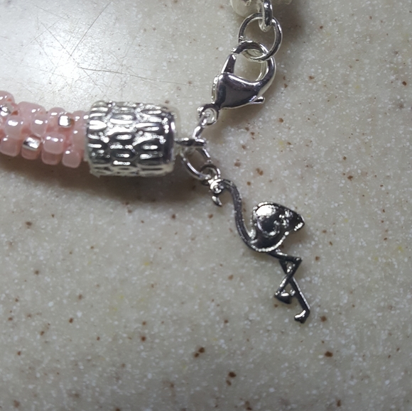 Gorgeous handmade Flamingo bracelet - Picture 6 of 7